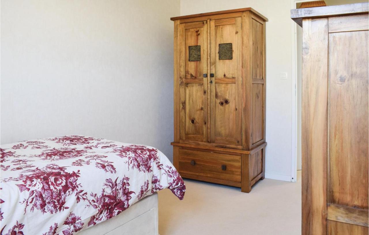 Holiday home 4 Bedroom Cozy In Port-en-bessin-huppain Huppain